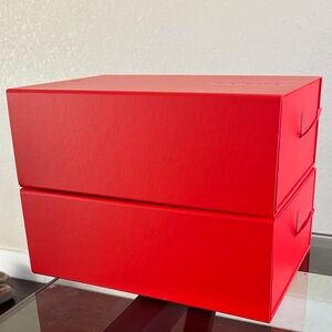 Red Storage Box Set lululemon
Used once as a gift.